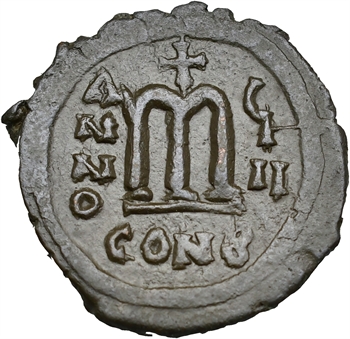Tibère II Constantin, follis, Constantinople, 579