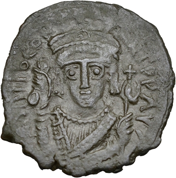 Tibère II Constantin, follis, Constantinople, 579