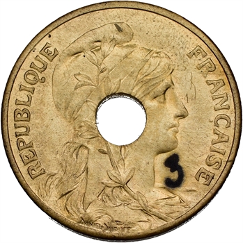 IIIe République, essai de 10 centimes Daniel-Dupuis perforé, en laiton, 1908 Paris