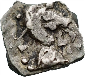 Marseille, denier buste à droite du patrice Nemfidius, c.700-730