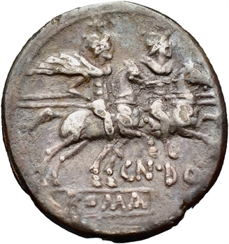 Domitia, denier, Rome, 128 av. J.-C.